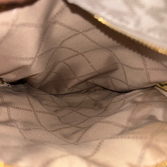 NWOT Michael Kors Rhea logo signature backpack main image 12